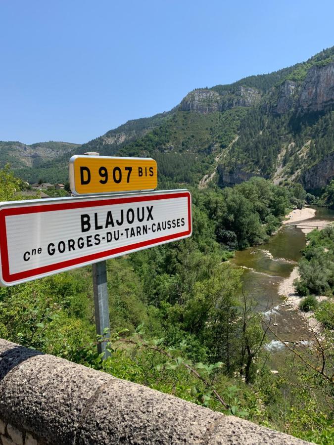 La Voutee 5 Epis Avec Bain Finlandais Prive Au Manoir Du Charme Gorges Du Tarn Bed & Breakfast Quezac  Luaran gambar