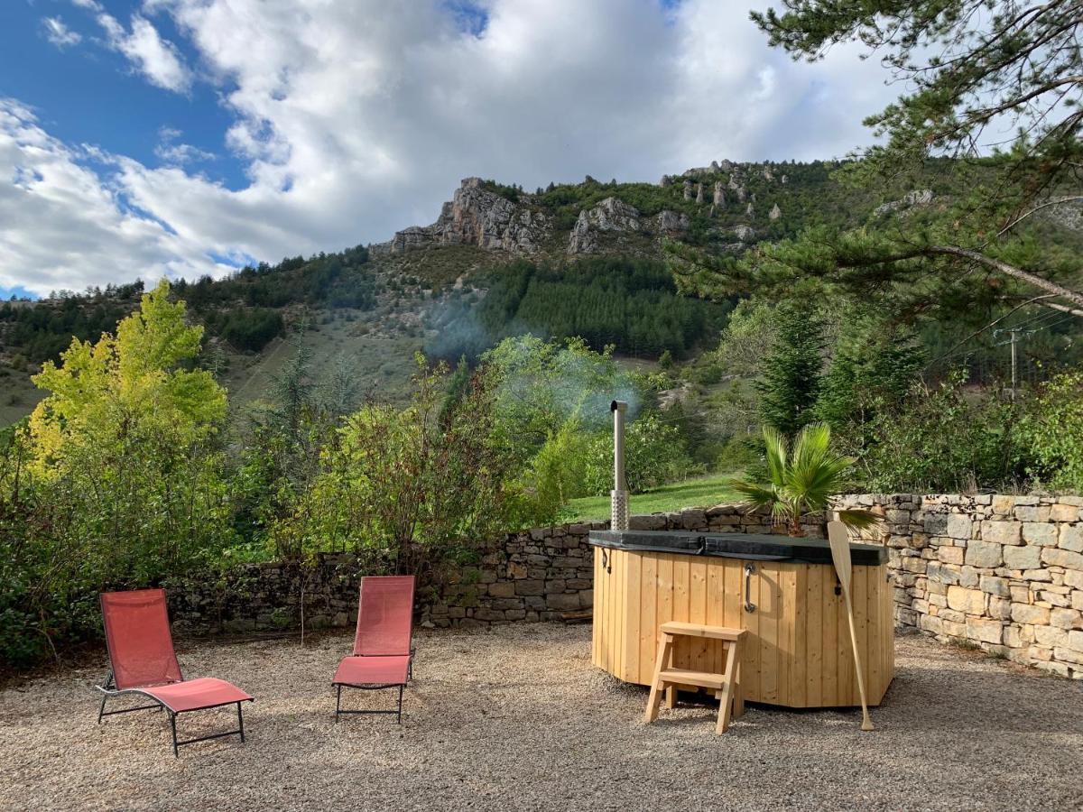 La Voutee 5 Epis Avec Bain Finlandais Prive Au Manoir Du Charme Gorges Du Tarn Bed & Breakfast Quezac  Luaran gambar