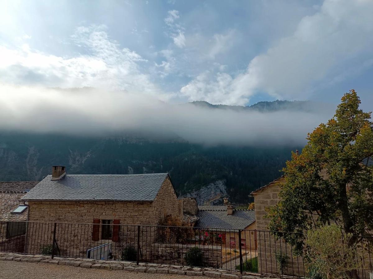 La Voutee 5 Epis Avec Bain Finlandais Prive Au Manoir Du Charme Gorges Du Tarn Bed & Breakfast Quezac  Luaran gambar