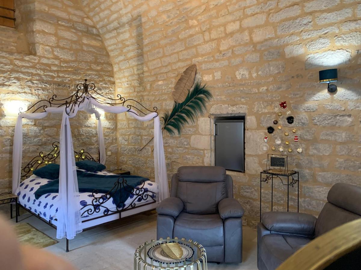 La Voutee 5 Epis Avec Bain Finlandais Prive Au Manoir Du Charme Gorges Du Tarn Bed & Breakfast Quezac  Luaran gambar